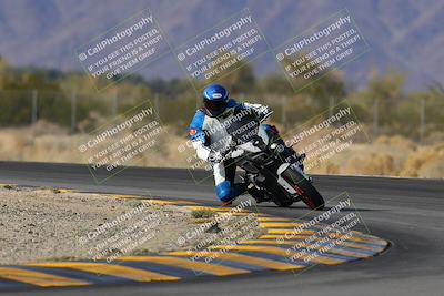 media/Dec-17-2022-SoCal Trackdays (Sat) [[224abd9271]]/Turn 7 Set 1 (1125am)/